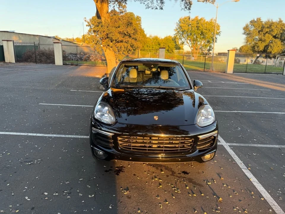 2017 Porsche 958 Cayenne - Image 7 of 17