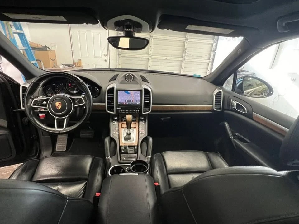 2017 Porsche 958 Cayenne - Image 15 of 20