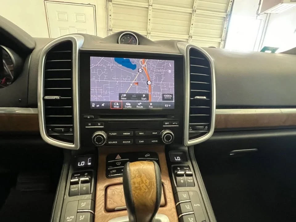 2017 Porsche 958 Cayenne - Image 19 of 20