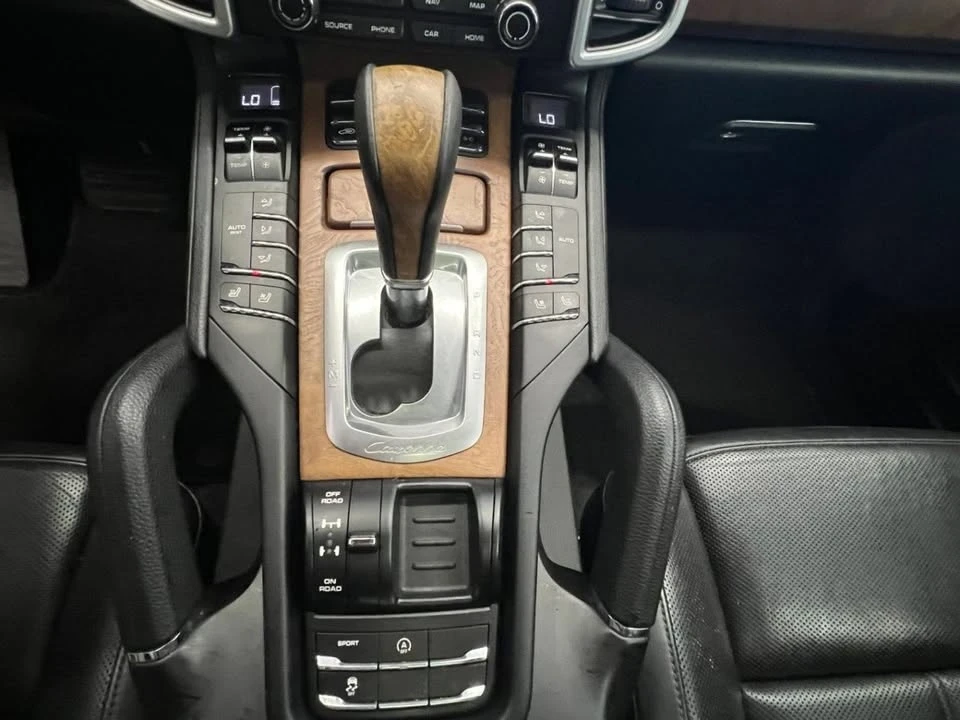2017 Porsche 958 Cayenne - Image 18 of 20