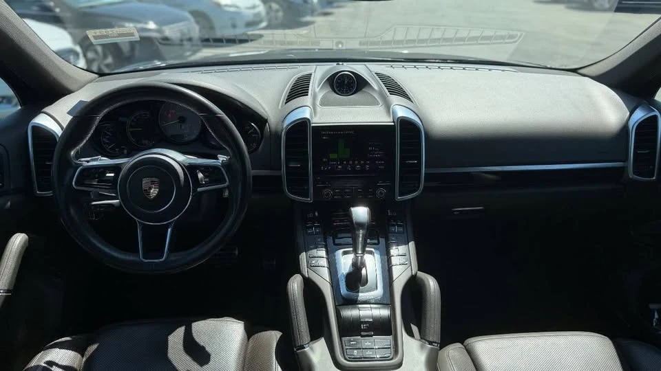 2017 Porsche 958 Cayenne - Image 15 of 19