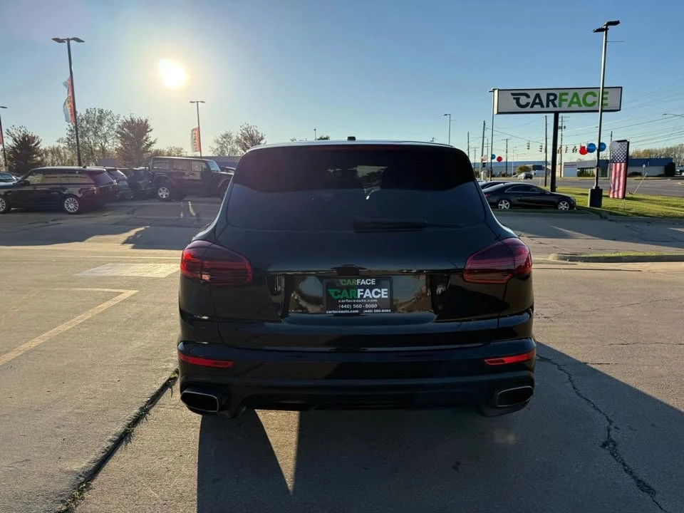 2017 Porsche 958 Cayenne - Image 4 of 19