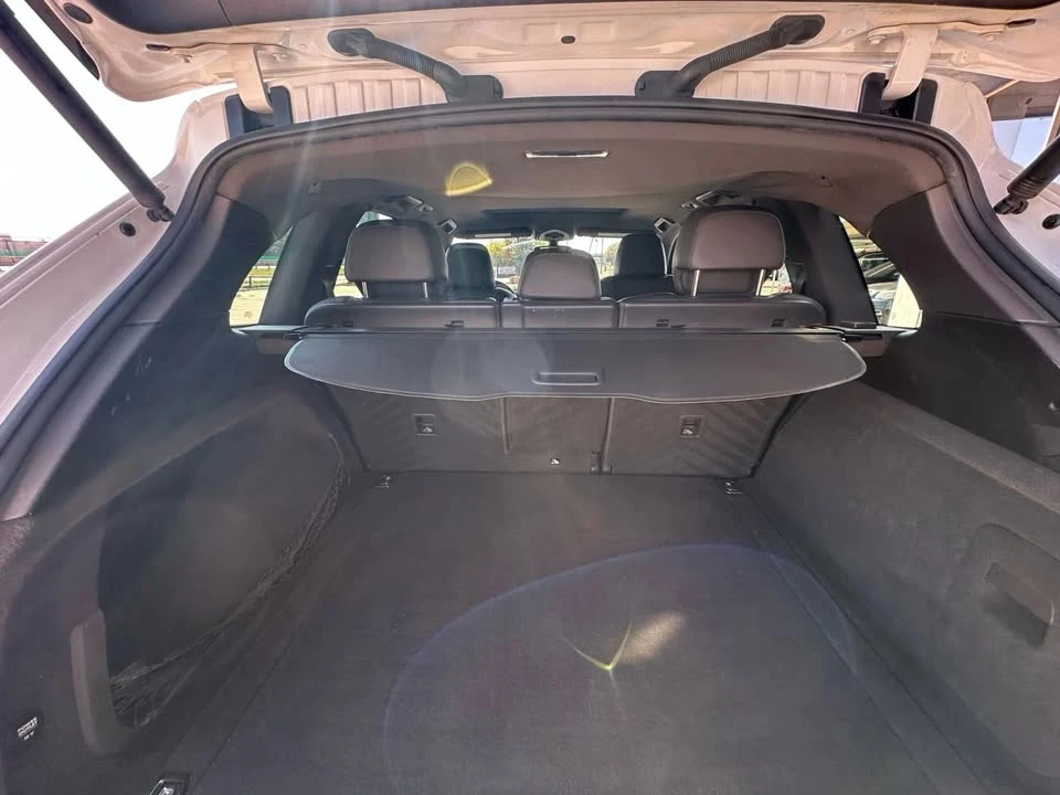 2017 Porsche 958 Cayenne - Image 14 of 18