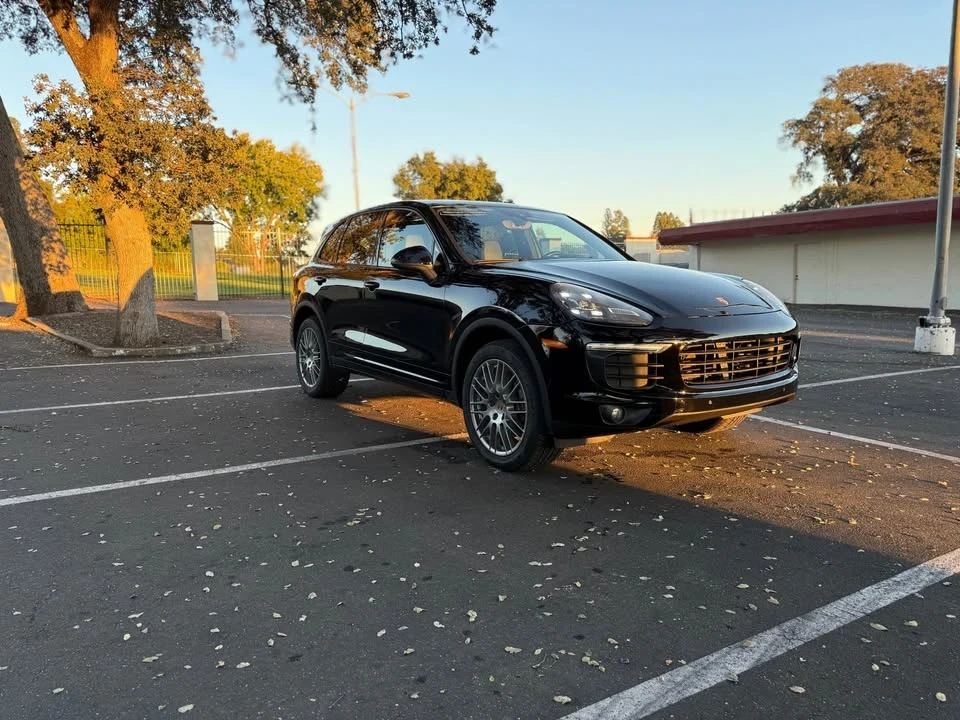 2017 Porsche 958 Cayenne - Image 6 of 17