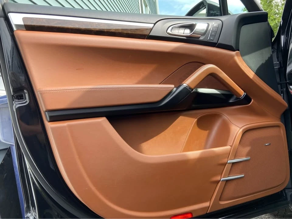 2017 Porsche 958 Cayenne - Image 11 of 15