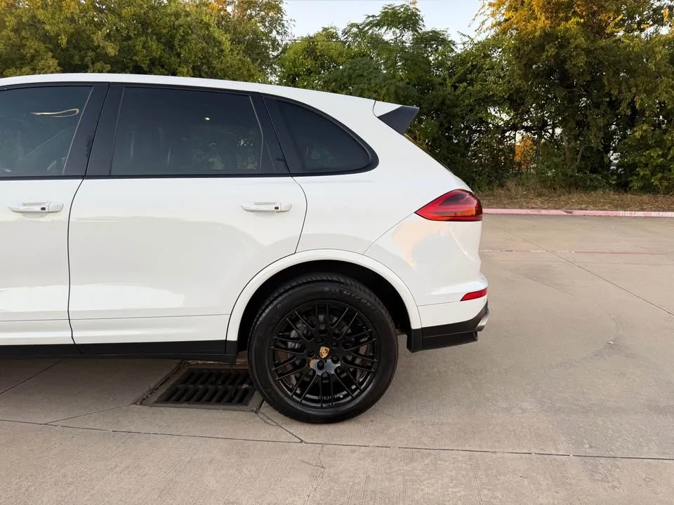 2017 Porsche 958 Cayenne - Image 3 of 15
