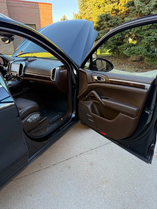 2017 Porsche 958 Cayenne - Image 7 of 20