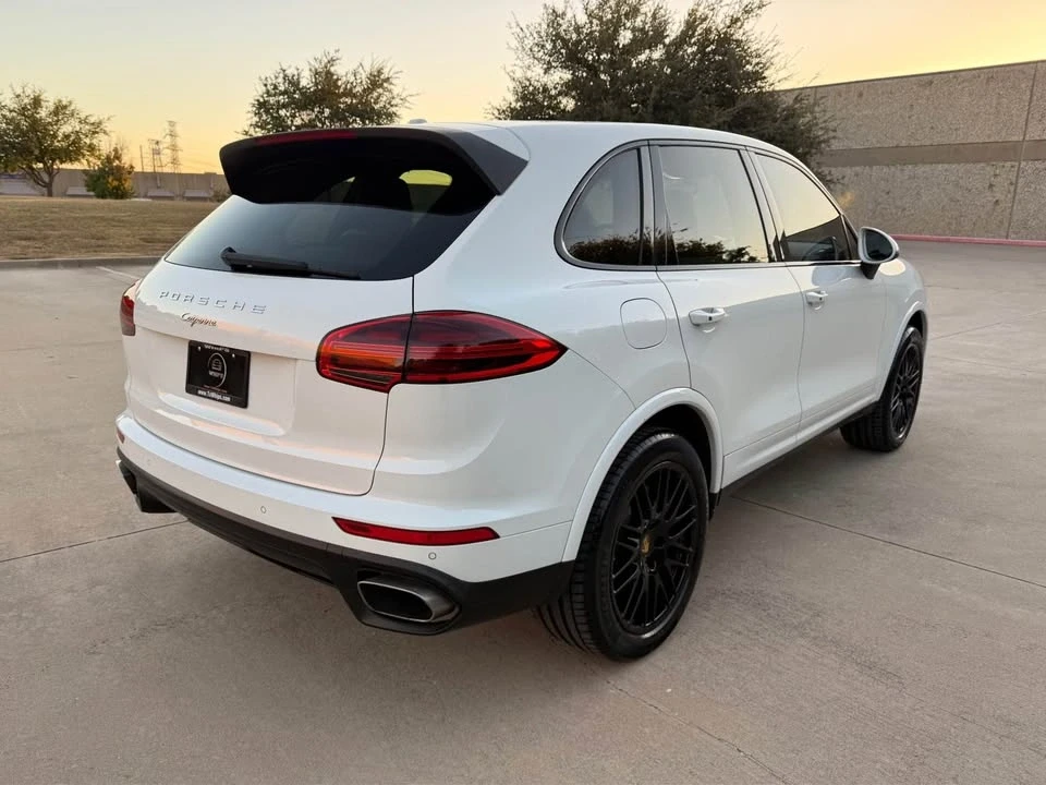 2017 Porsche 958 Cayenne - Image 7 of 15