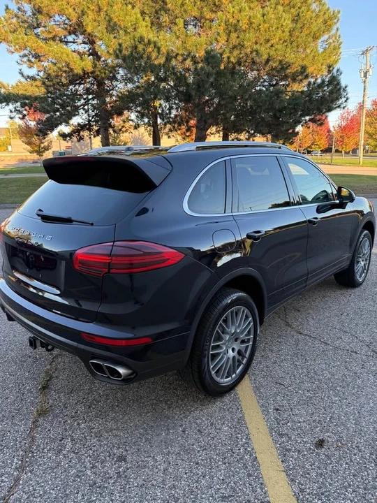 2017 Porsche 958 Cayenne - Image 2 of 20