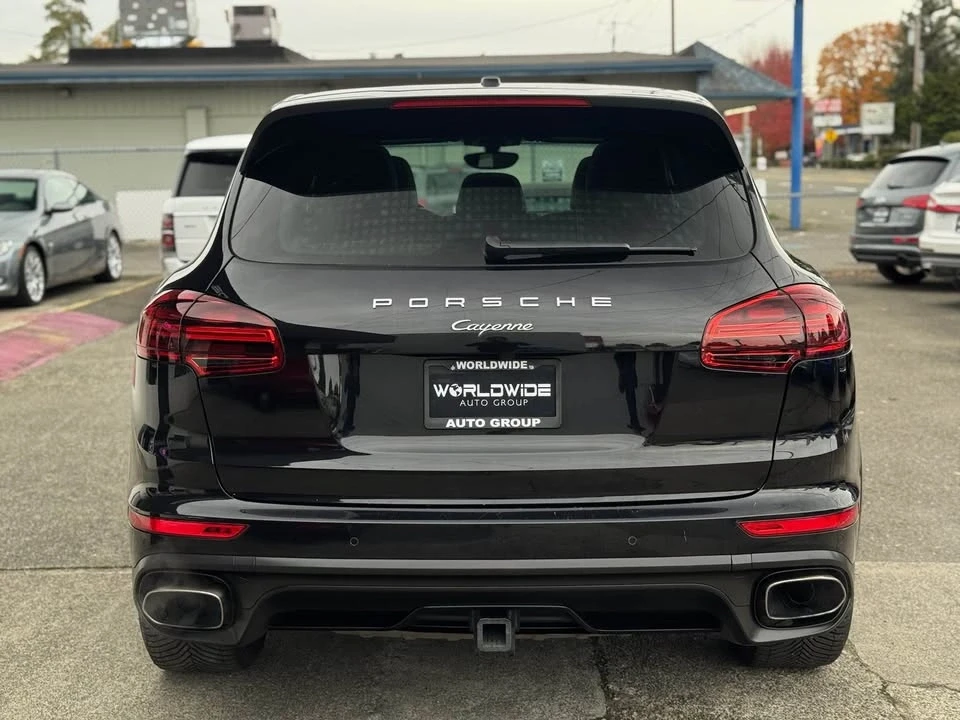 2017 Porsche 958 Cayenne - Image 8 of 20
