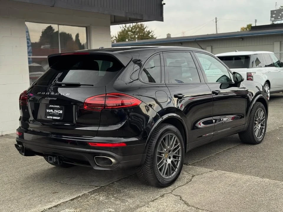 2017 Porsche 958 Cayenne - Image 7 of 20