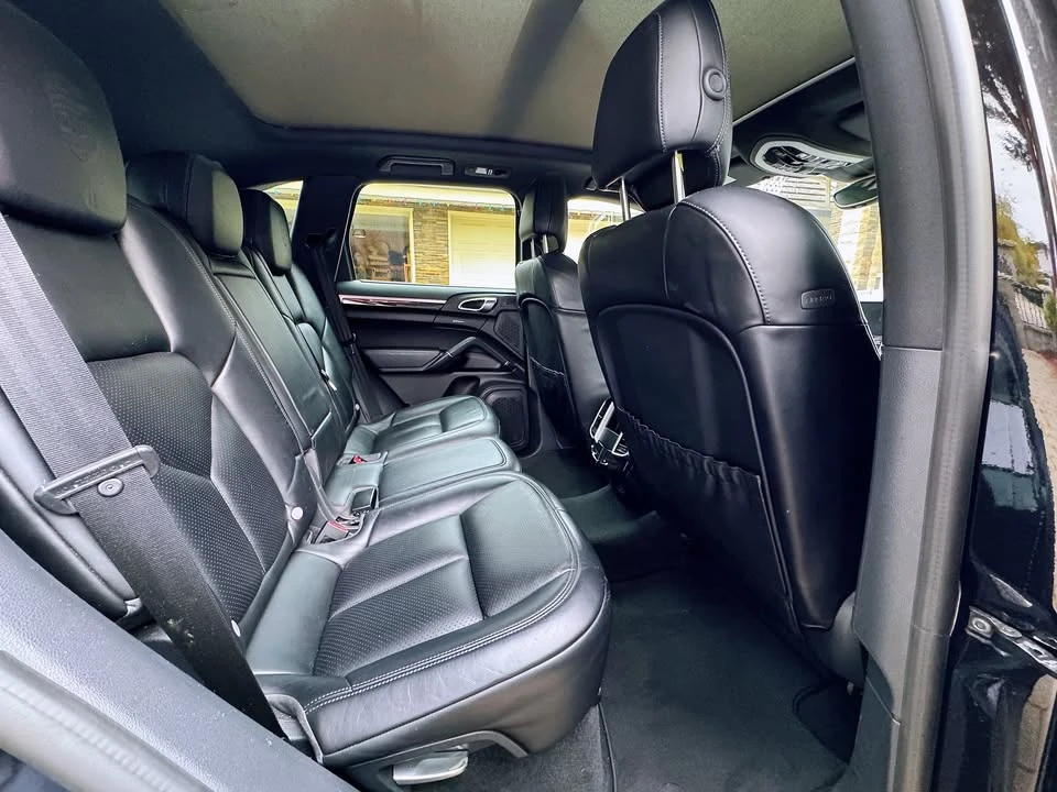2017 Porsche 958 Cayenne - Image 7 of 12