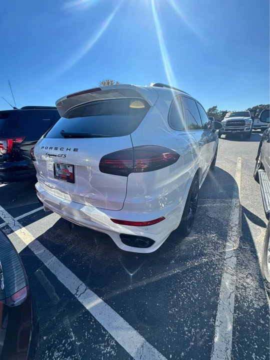 2017 Porsche 958 Cayenne - Image 5 of 5
