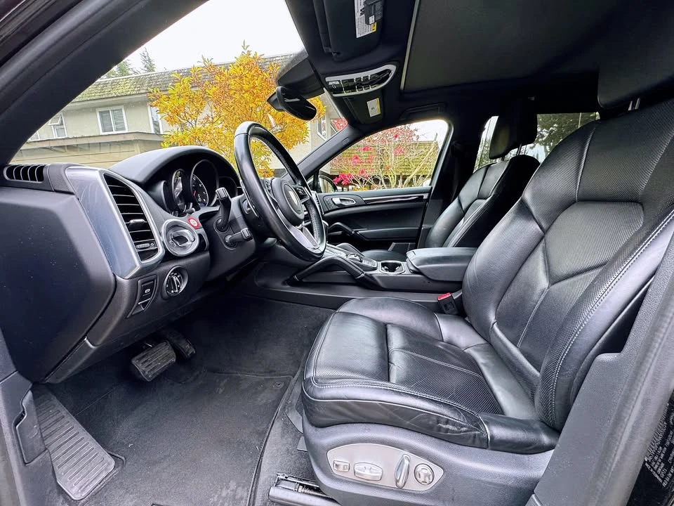 2017 Porsche 958 Cayenne - Image 5 of 12