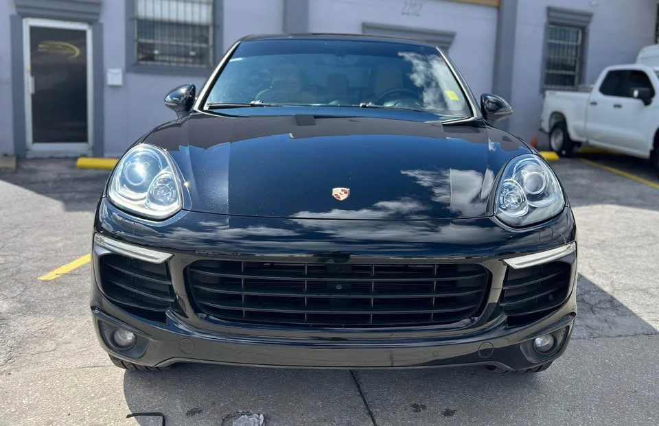 2017 Porsche 958 Cayenne - Image 3 of 14