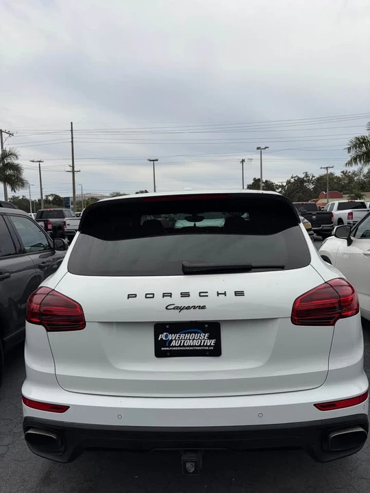 2017 Porsche 958 Cayenne - Image 8 of 15