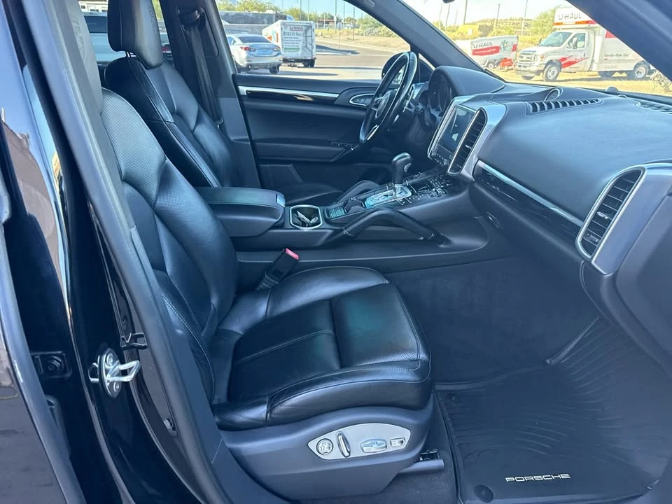2017 Porsche 958 Cayenne - Image 18 of 20