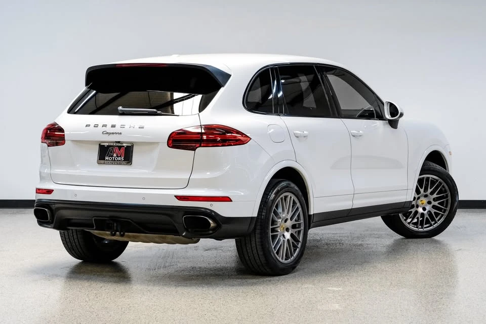 2017 Porsche 958 Cayenne - Image 7 of 18