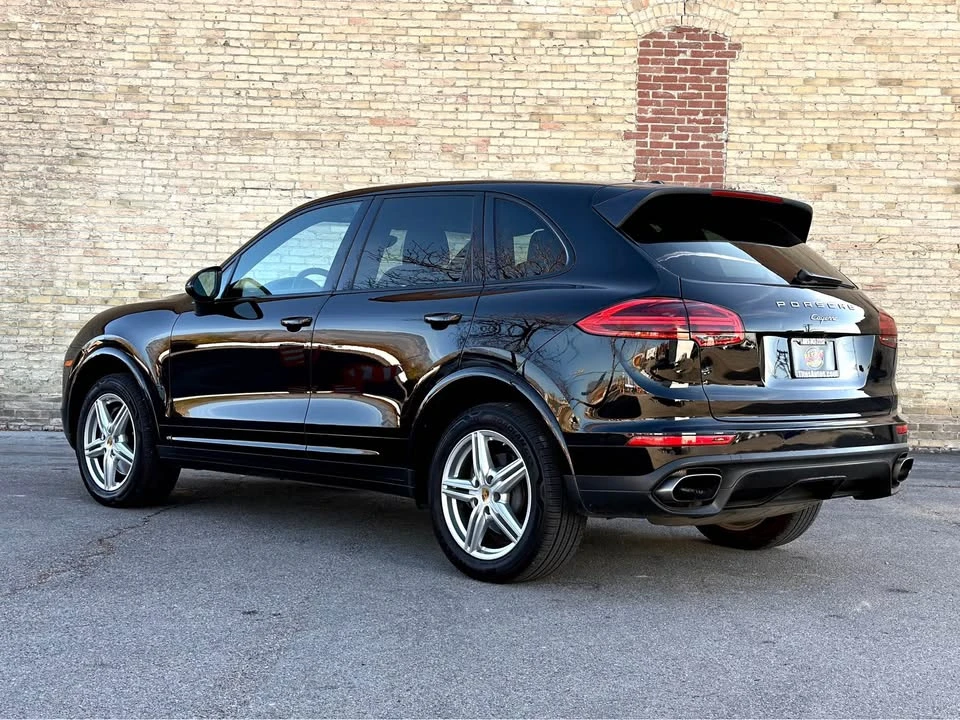 2017 Porsche 958 Cayenne - Image 8 of 15