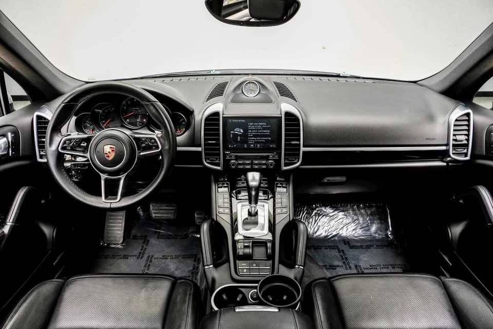 2017 Porsche 958 Cayenne - Image 15 of 18