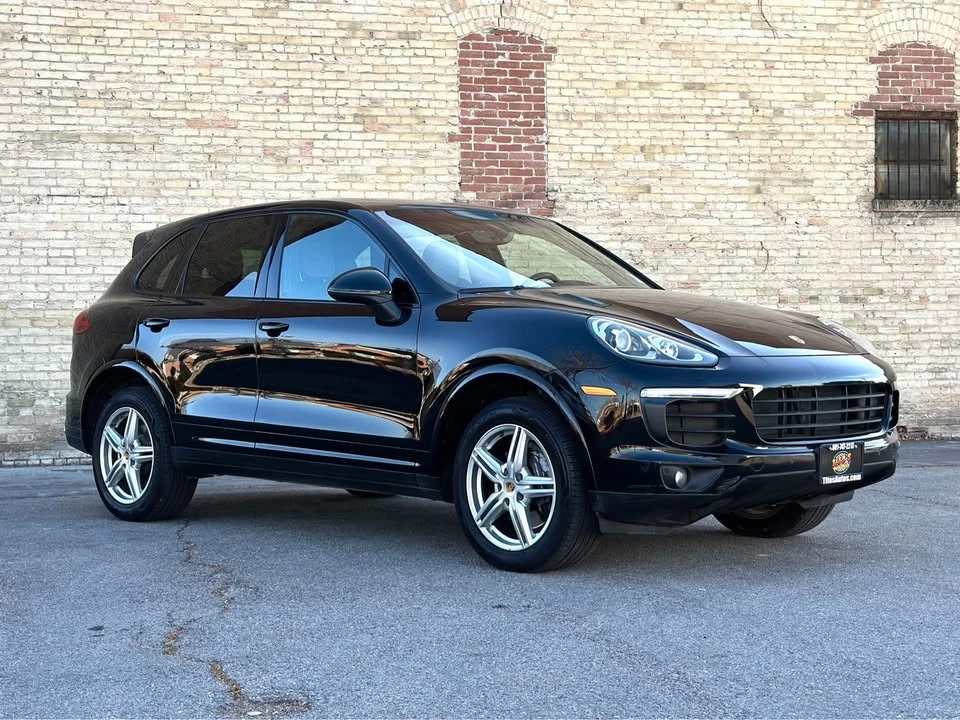 2017 Porsche 958 Cayenne - Image 3 of 15