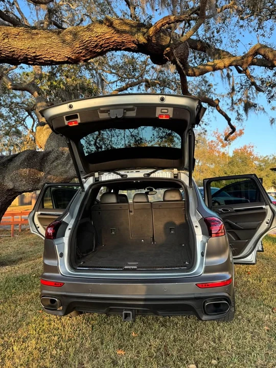 2017 Porsche 958 Cayenne - Image 8 of 10