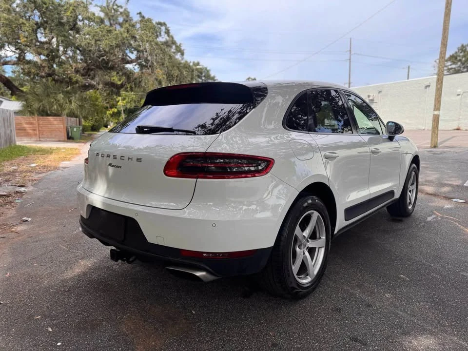 2017 Porsche 958 Cayenne - Image 5 of 10