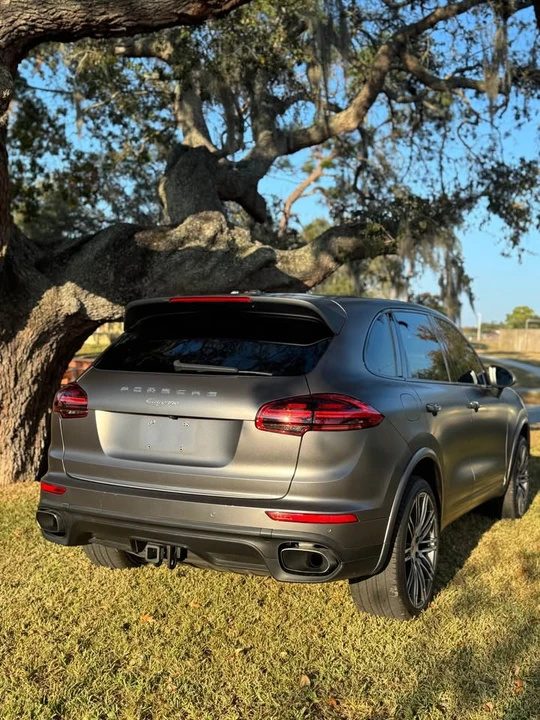 2017 Porsche 958 Cayenne - Image 4 of 10