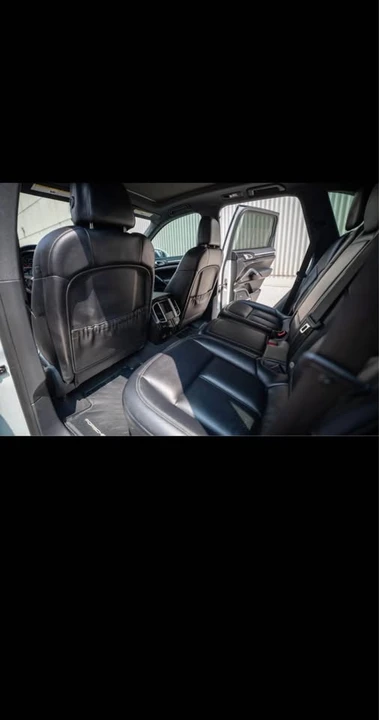 2017 Porsche 958 Cayenne - Image 4 of 6