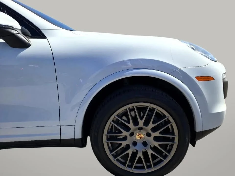 2017 Porsche 958 Cayenne - Image 11 of 19
