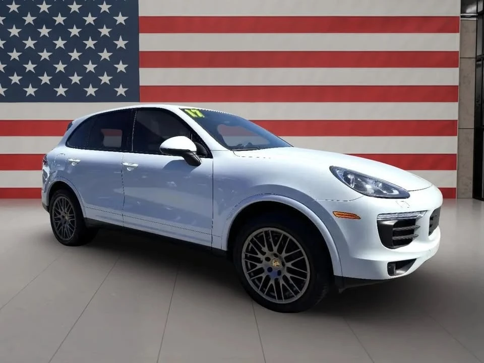 2017 Porsche 958 Cayenne - Image 12 of 19