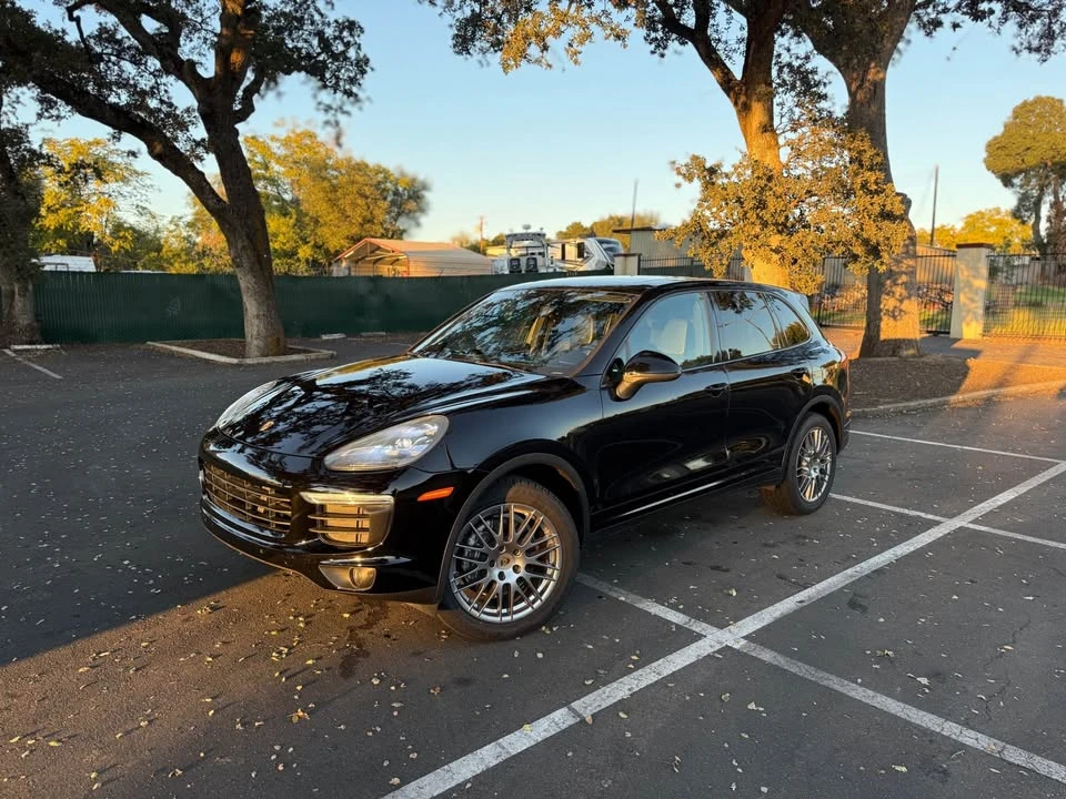 2017 Porsche 958 Cayenne - Image 5 of 11