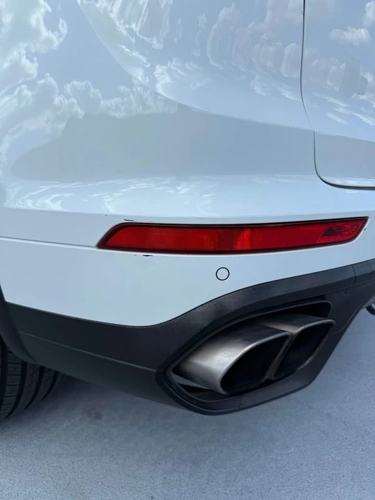 2017 Porsche 958 Cayenne - Image 7 of 16