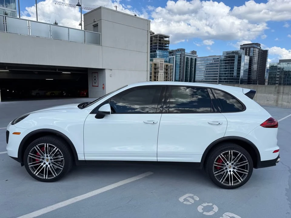 2017 Porsche 958 Cayenne - Image 5 of 16