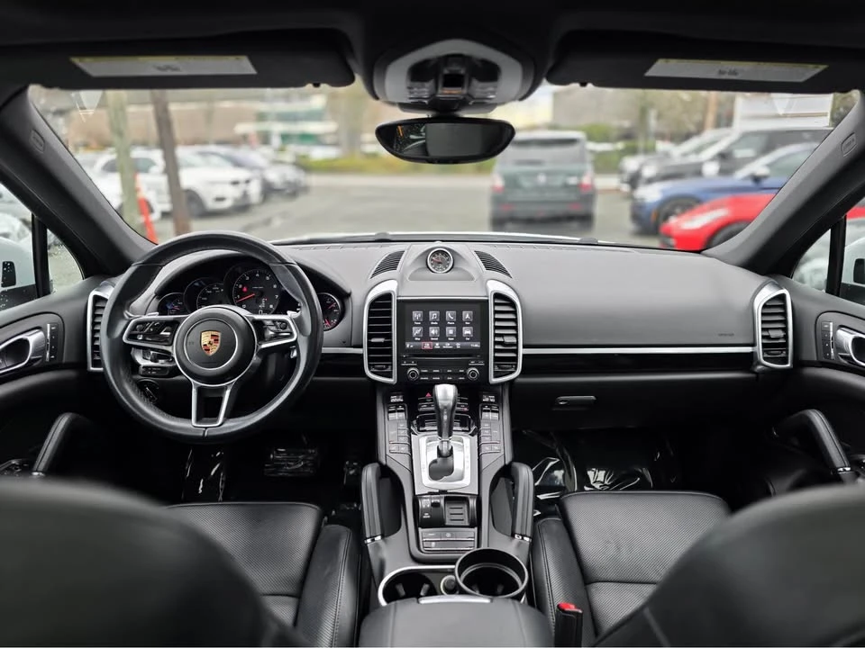 2017 Porsche 958 Cayenne - Image 4 of 14