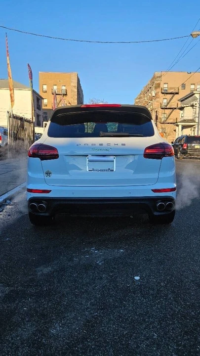 2017 Porsche 958 Cayenne - Image 6 of 17