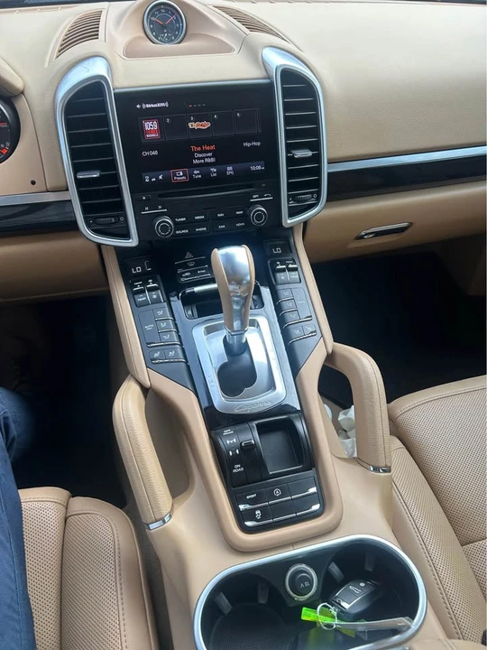 2017 Porsche 958 Cayenne - Image 10 of 10