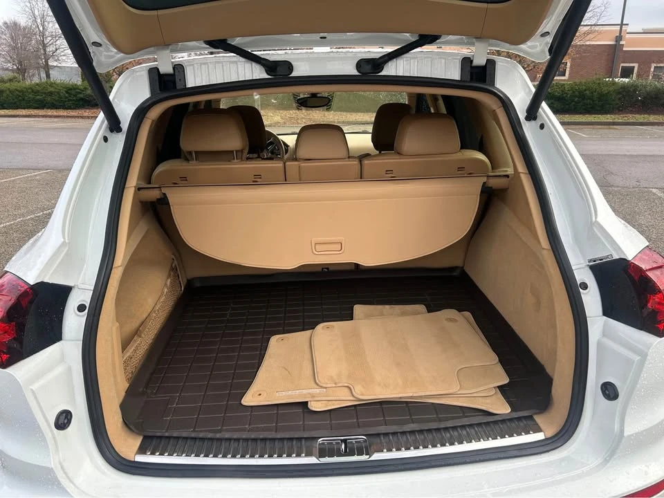 2017 Porsche 958 Cayenne - Image 5 of 10