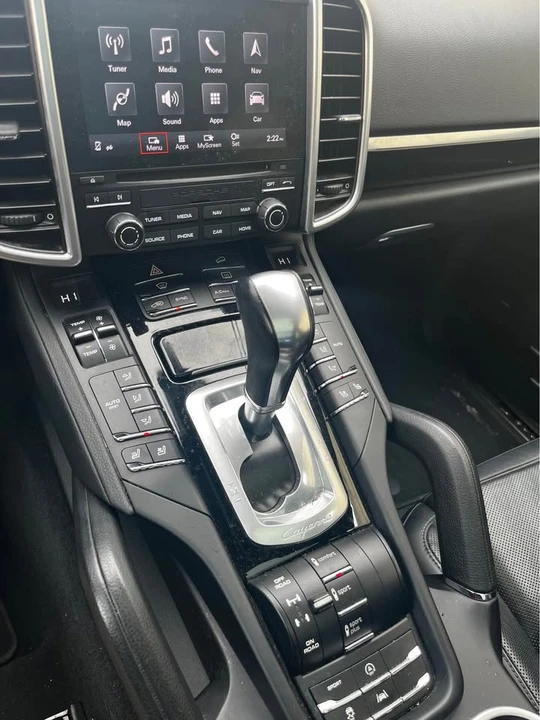 2017 Porsche 958 Cayenne S - Image 5 of 6