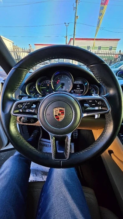 2017 Porsche 958 Cayenne - Image 14 of 17