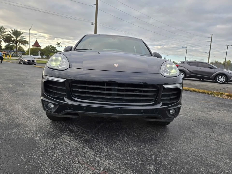 2017 Porsche 958 Cayenne - Image 3 of 12