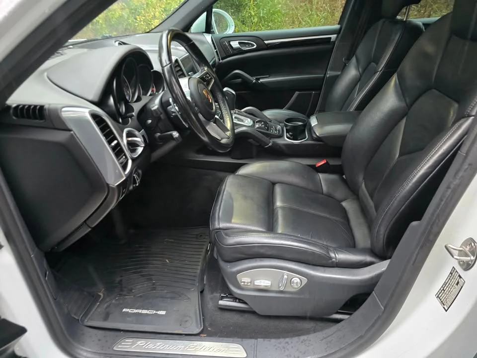 2017 Porsche 958 Cayenne - Image 14 of 15
