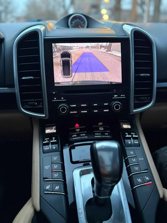 2017 Porsche 958 Cayenne - Image 13 of 14