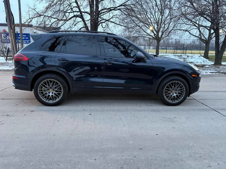 2017 Porsche 958 Cayenne - Image 5 of 14