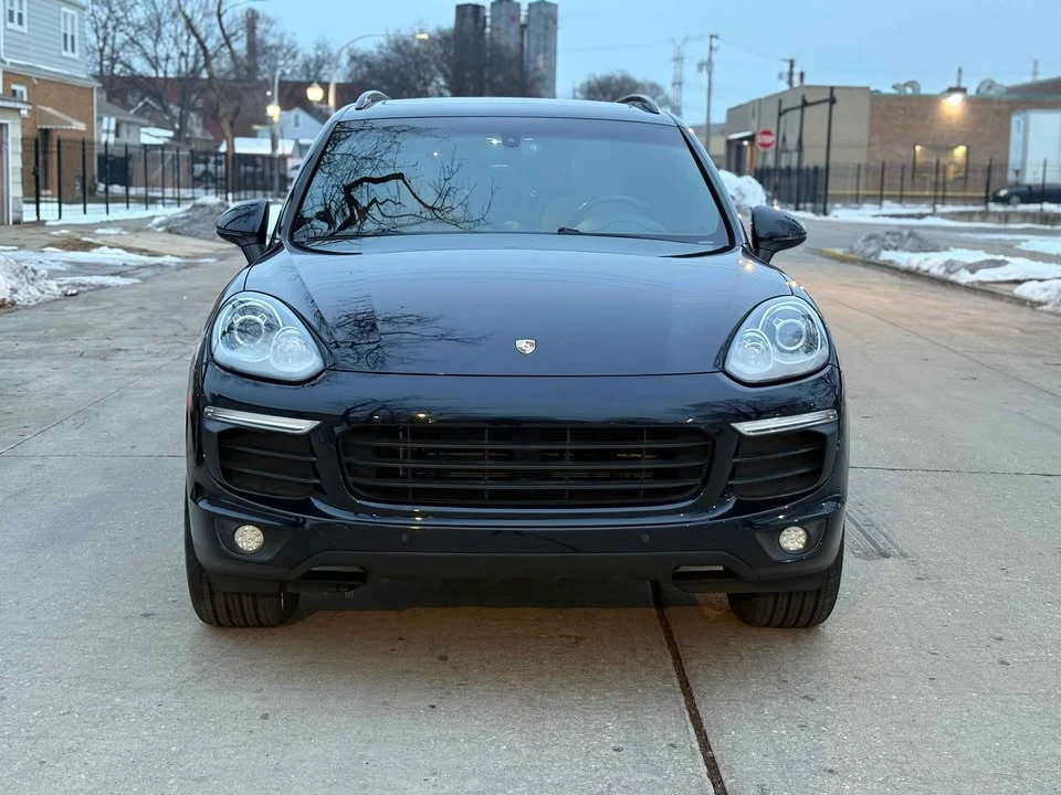 2017 Porsche 958 Cayenne - Image 2 of 14
