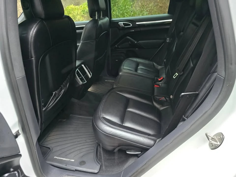 2017 Porsche 958 Cayenne - Image 12 of 15
