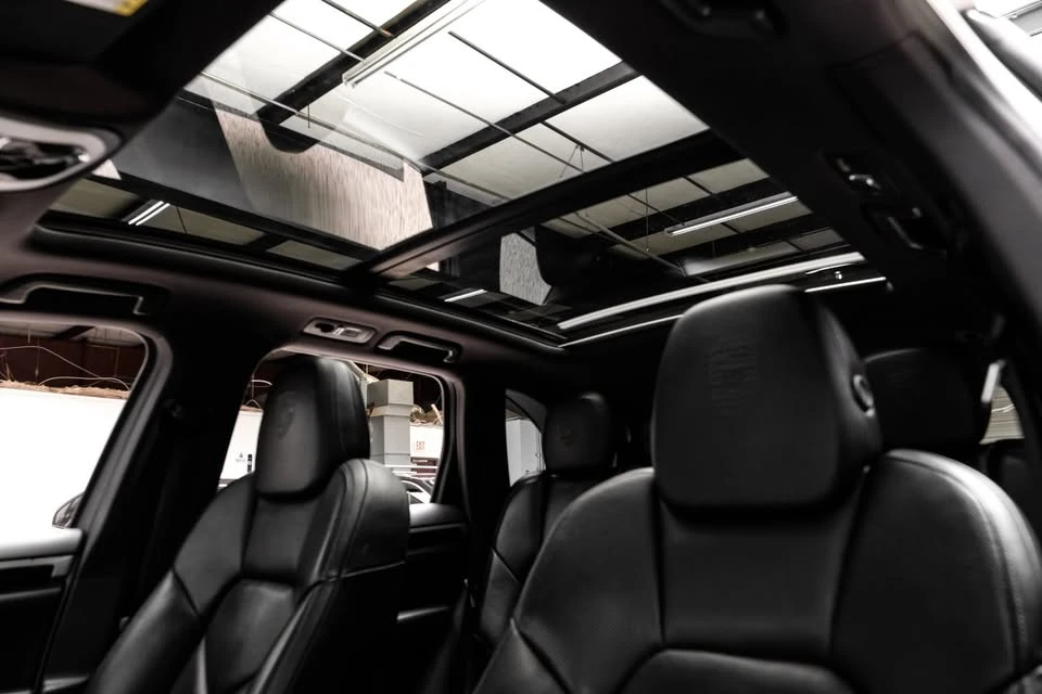 2017 Porsche 958 Cayenne - Image 5 of 19