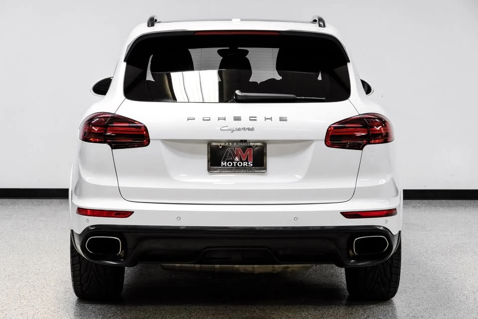 2017 Porsche 958 Cayenne - Image 9 of 19