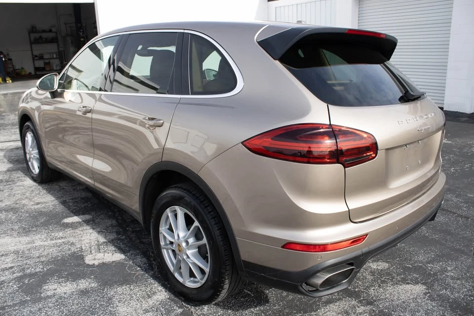 2017 Porsche 958 Cayenne - Image 3 of 20