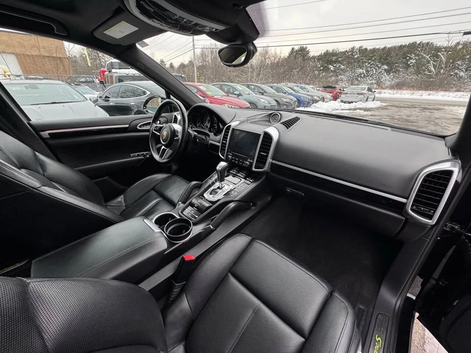 2017 Porsche 958 Cayenne - Image 12 of 19